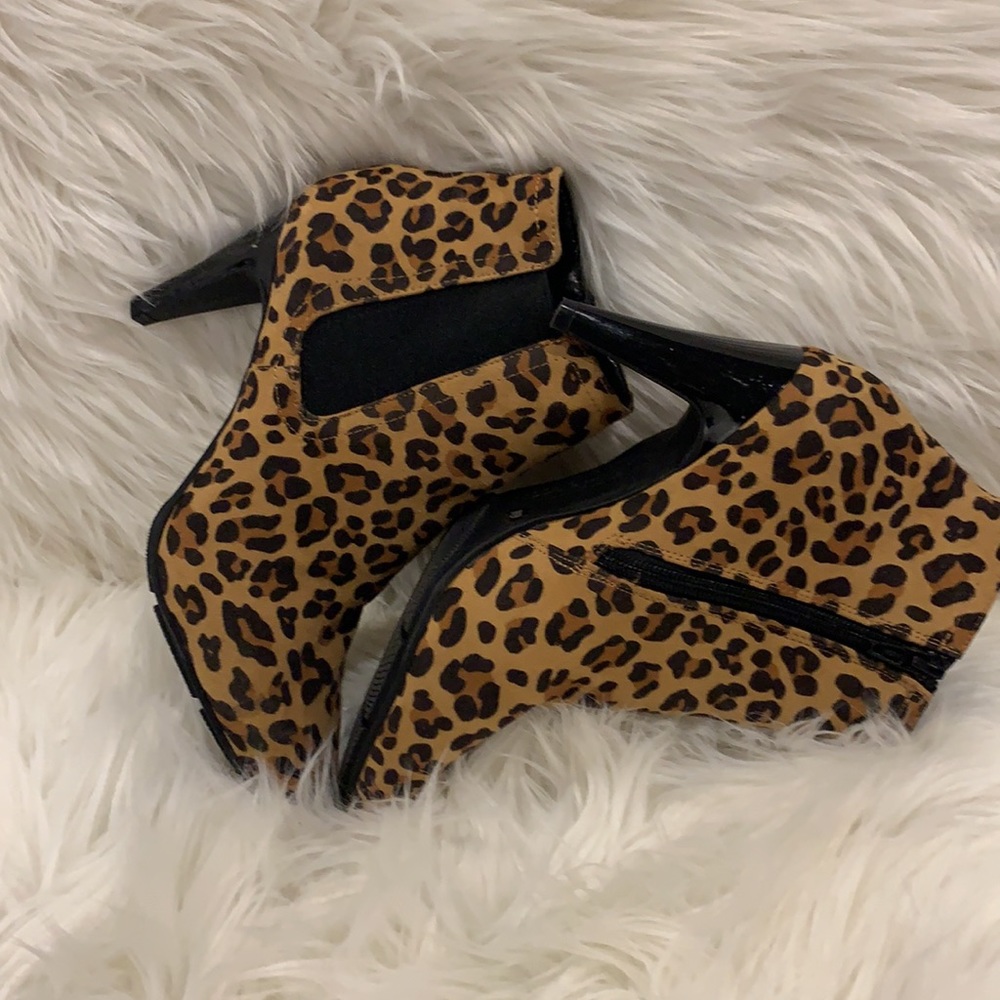 Leopard ankle booties - Picture 3 of 8
